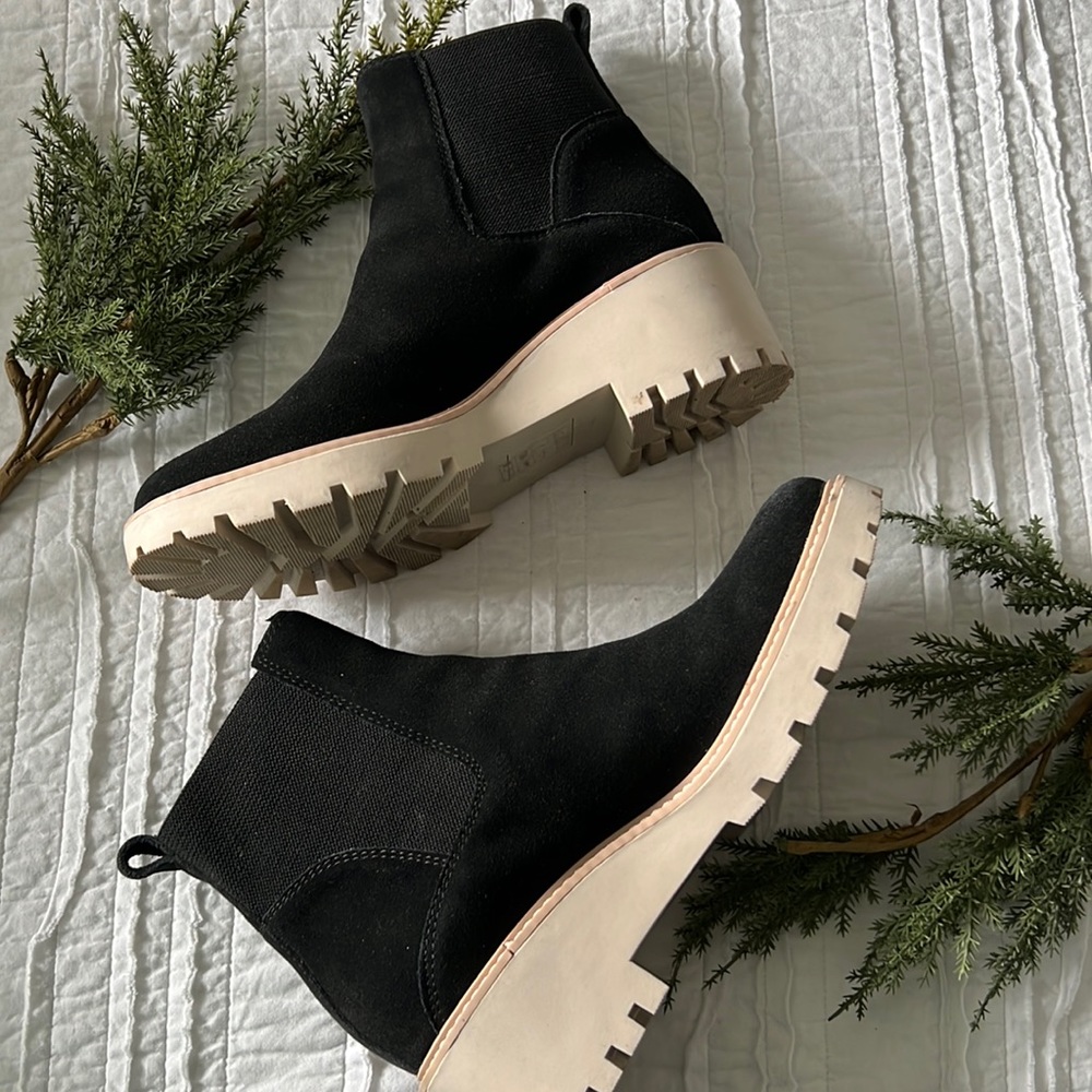 Dolce Vita platform suede boots